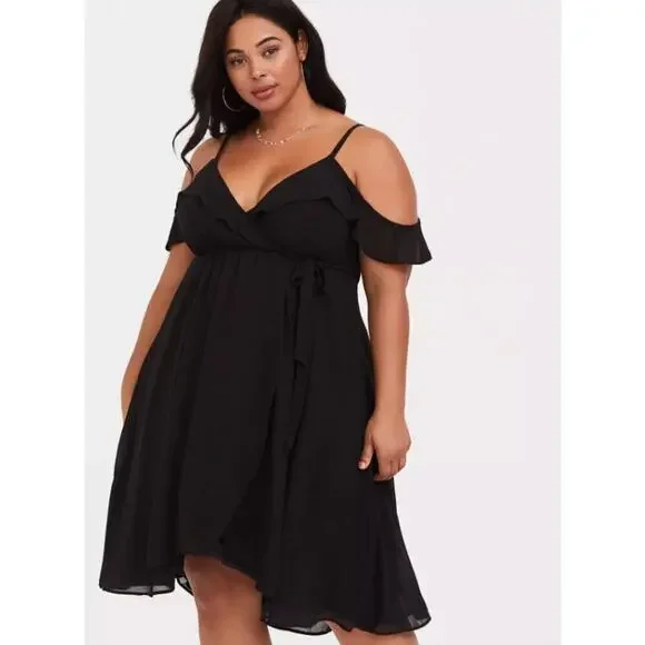Elegant Black Off-Shoulder Dress - Picture 3 of 9